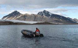 sixpenceee:  Photos from the same locations compare glaciers from 1920 and today. It really shows the effect of climate change. (Source)