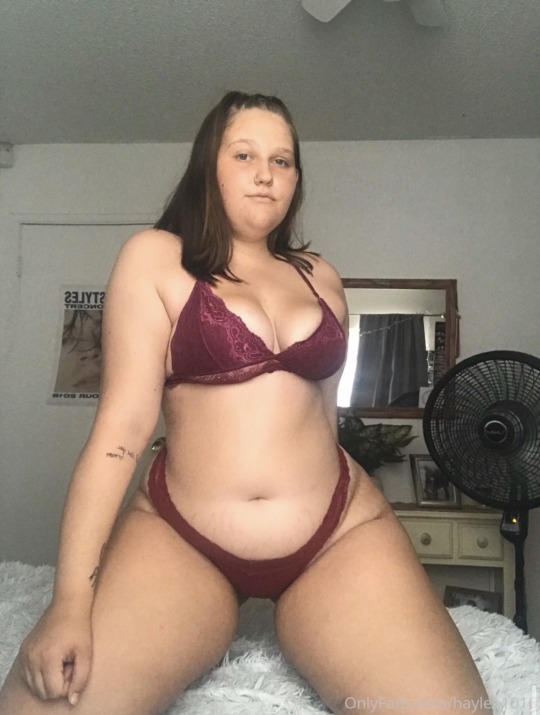 haylee-1016-deactivated20211230:I need more interactive people on my onlyfans link