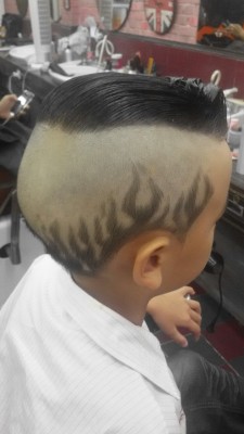 wavehaircutz:  WAVE HAIRCUTZ#bkk#thailand# facebook:Wave haircutz# ๐๒ ๒๒๔๙๓๕๐#แม้นศรี 