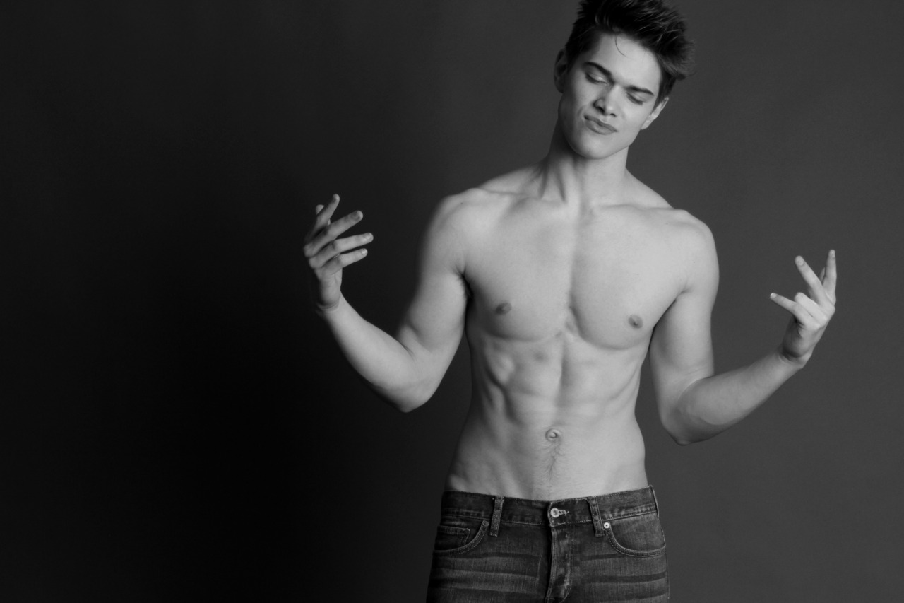 mcklyncole:  Christian Grace  w/ Option Models by Mcklyn Cole Grooming - Destiny