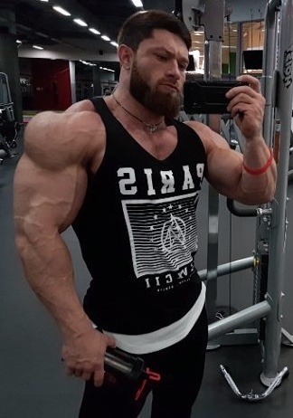 plax999: Azamat Karabashev   Please repost and follow: https://plax999.tumblr.com/archive