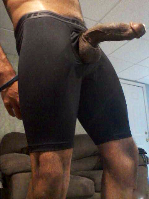dominicanblackboy:  Damn Dat Dick!😍