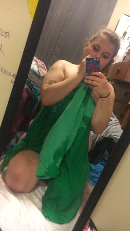 Had fun pissing all over myself, here’s a selfie with the soaked shirt who wants the video?