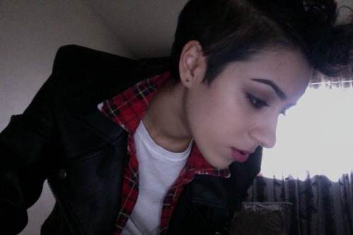 queercuts: palmipsest.tumblr.com