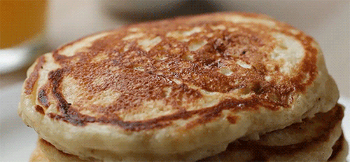 deonsraw:goldshawdy:Pancakes with crispy edges >>>>>This does something to meYea, tha