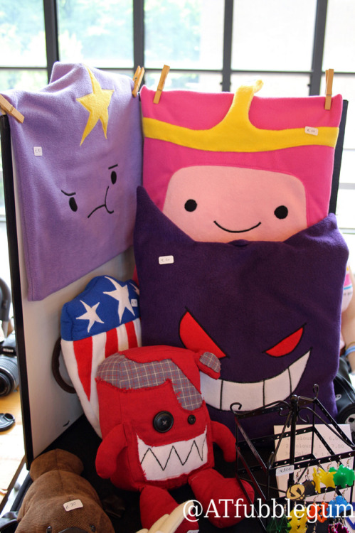 atfubblegum: I could n t resist buying this amazing princess bubblegum cushion at comic con Gent. 