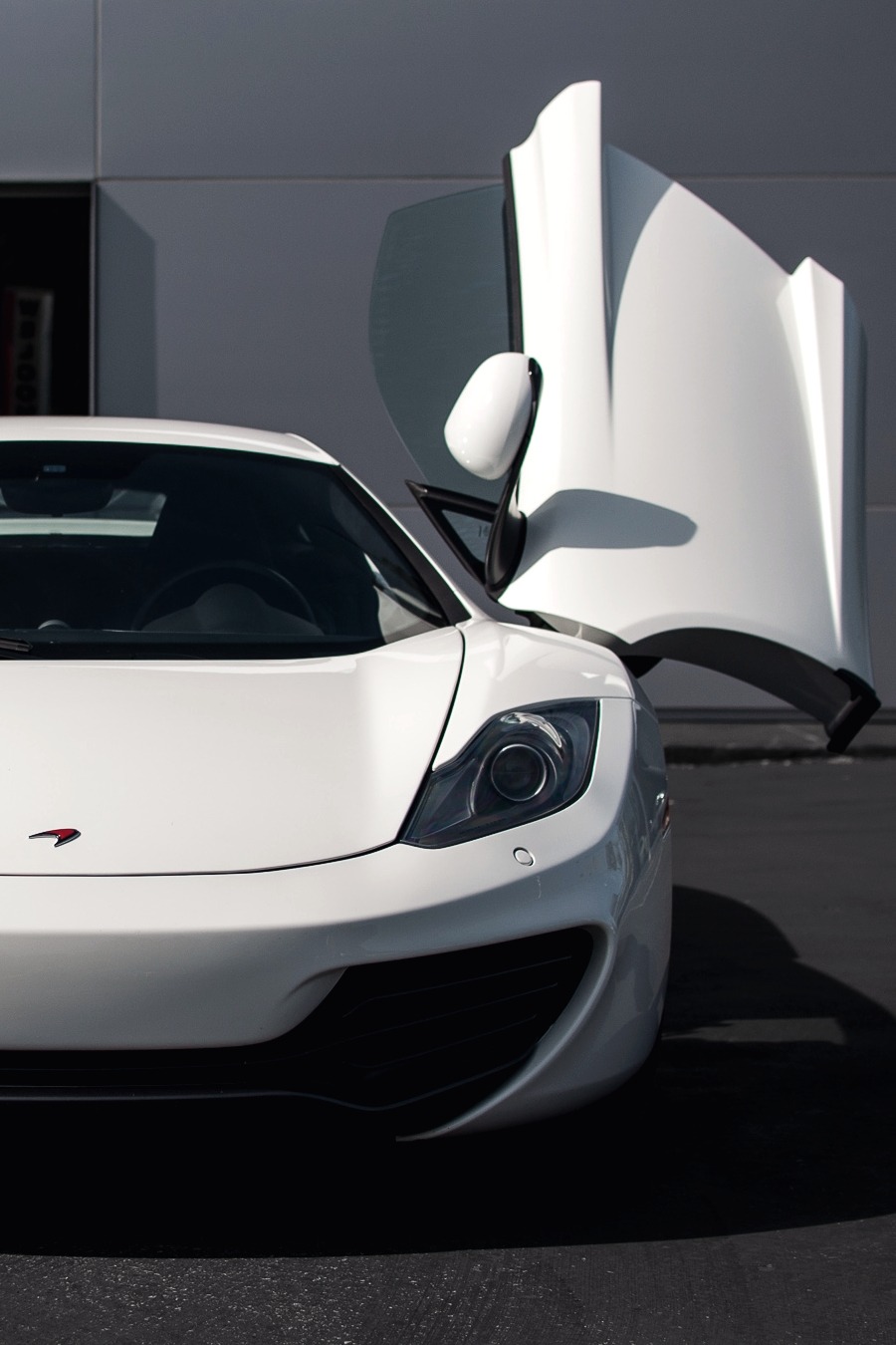 vistale:  McLaren MP4-12C | via | Instagram 