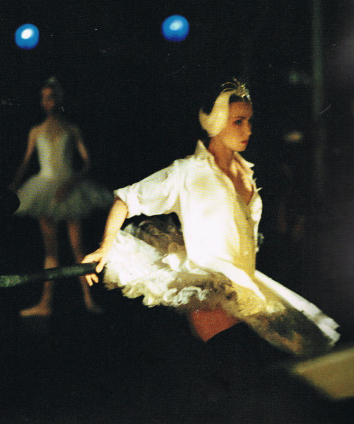 finethankyouandyou:Sylvie GuillemSwan Lake (Nureyev) in the wings, Théâtre national de l’Opera de Pa