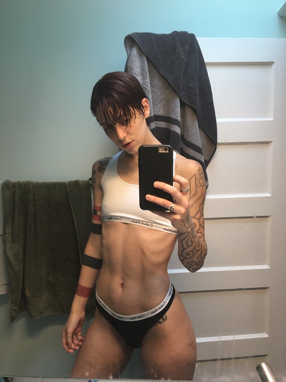 camdamage:  Ur boi is lookin kinda swoll?