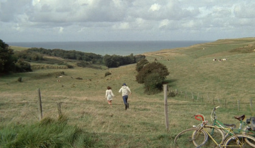 Late Spring - Yasujirō Ozu (1949) Immoral Tales - Walerian Borowczyk (1974)