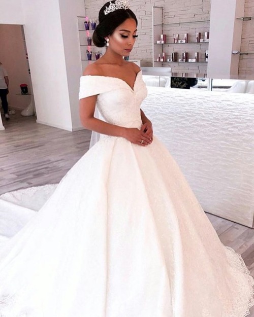 bridal dream .shop from our bio .promote code：INS .whatsapp：+8617312470913 . #gelinlik #gelinlikmode