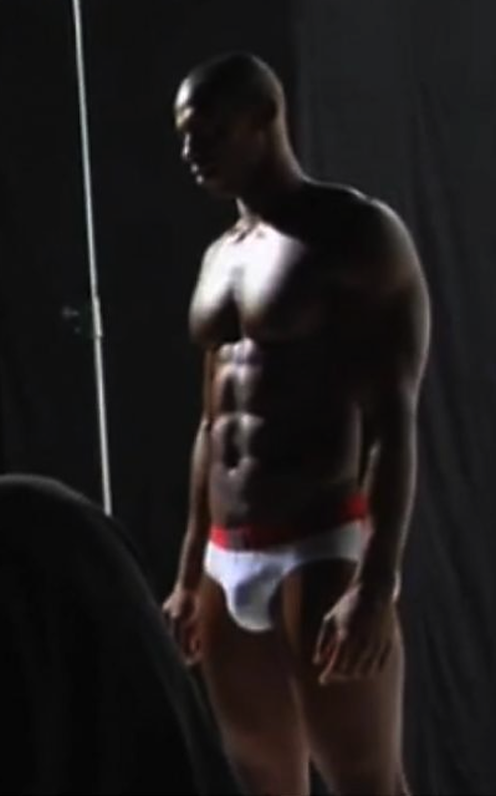 mynewplaidpants:  Mehcad Brooks modeling his Calvins - this is our new Jimmy Olsen???