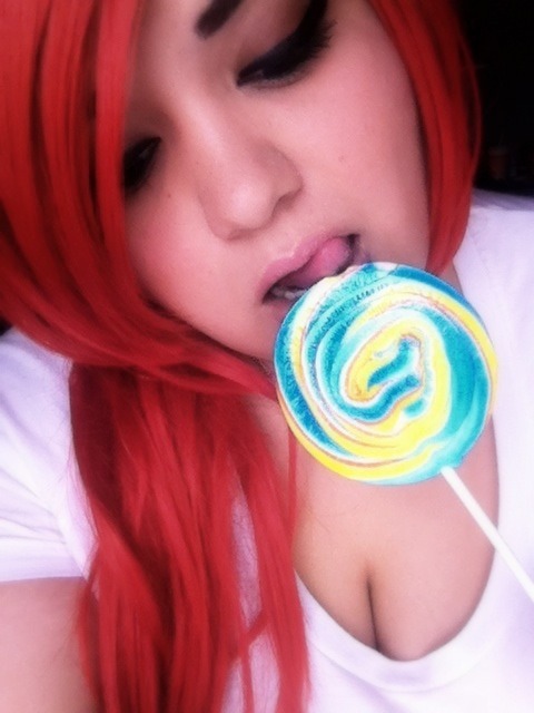 stinkypinkyink:  This pic set describes misssarahsuicide ……. Delicious!!!!