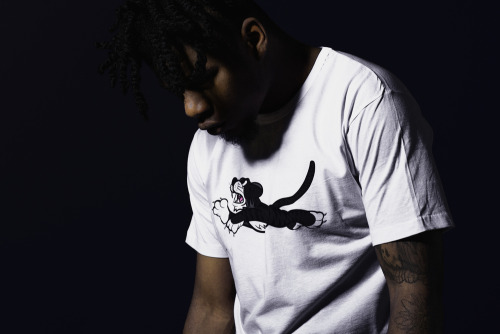 wardbackfred: lovejnes: thepoeticlovechild: bananacliptheory: Mick Jenkins I hope this dude’s music 