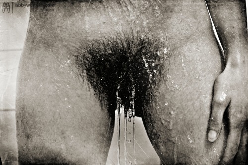 theexperimindofleslieoakwise:  Model: Zoey (born February 1987) Photo: Abby Winters September 2012 Effect: Leslie Oakwise 