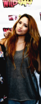 jasminevillegasportugal:  Meet&amp;Greet in San Francisco. 