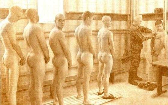 sexymenstraight:  Vintage soldiers - P2P1 - http://sexymenstraight.tumblr.com/post/148873534509P3