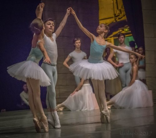 tsiskaridze:Vaganova Ballet Academy “The Nutcracker” rehearsal at the Mariinsky Theatre. December 5.