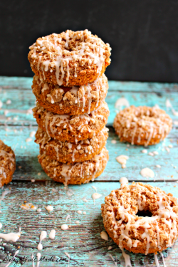 confectionerybliss:  Pumpkin Coffee Cake Donuts | Delightful E Made 