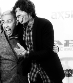 cats-kellin:  langdonhouse:  tyler and oli at the apmas (x) (x)   My two favorite