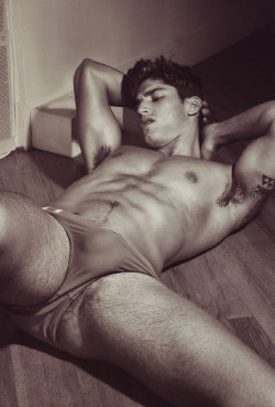 glad2bhere:  handsome model miguel inglesias …   glad2Bhere.tumblr.com/archive