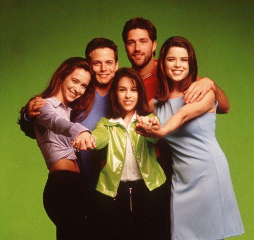 fuckyeahhotactress: Party Of Five