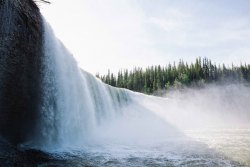 benngie:  Lady Evelyn Falls, NWT