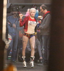 dailyactress:  Margot Robbie as Harley Quinn