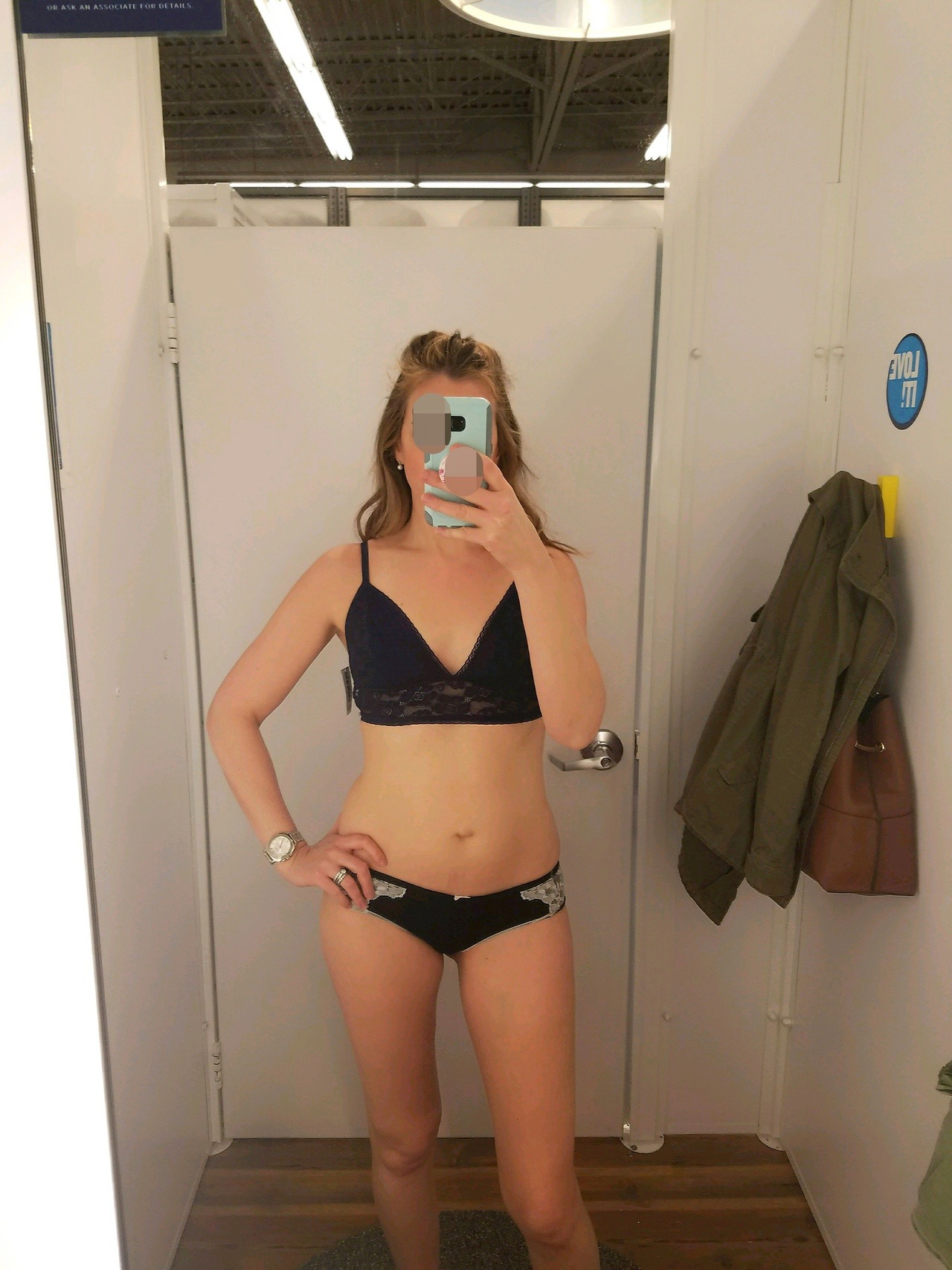 just doing a bit of shopping at old navy, and took some dressing room strip selfies