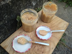 iamnotover:  Homemade peanut butter, both smooth and crunchy. Heaven