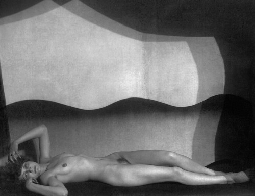 Porn Frantisek Drtikol, The Wave II, 1925.  photos