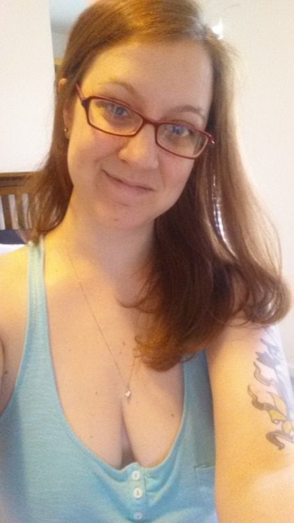nerdynympho87:Who wants to get me off tonight? NerdyNympho.cammodels.com NerdyNympho.ManyVids.comPic