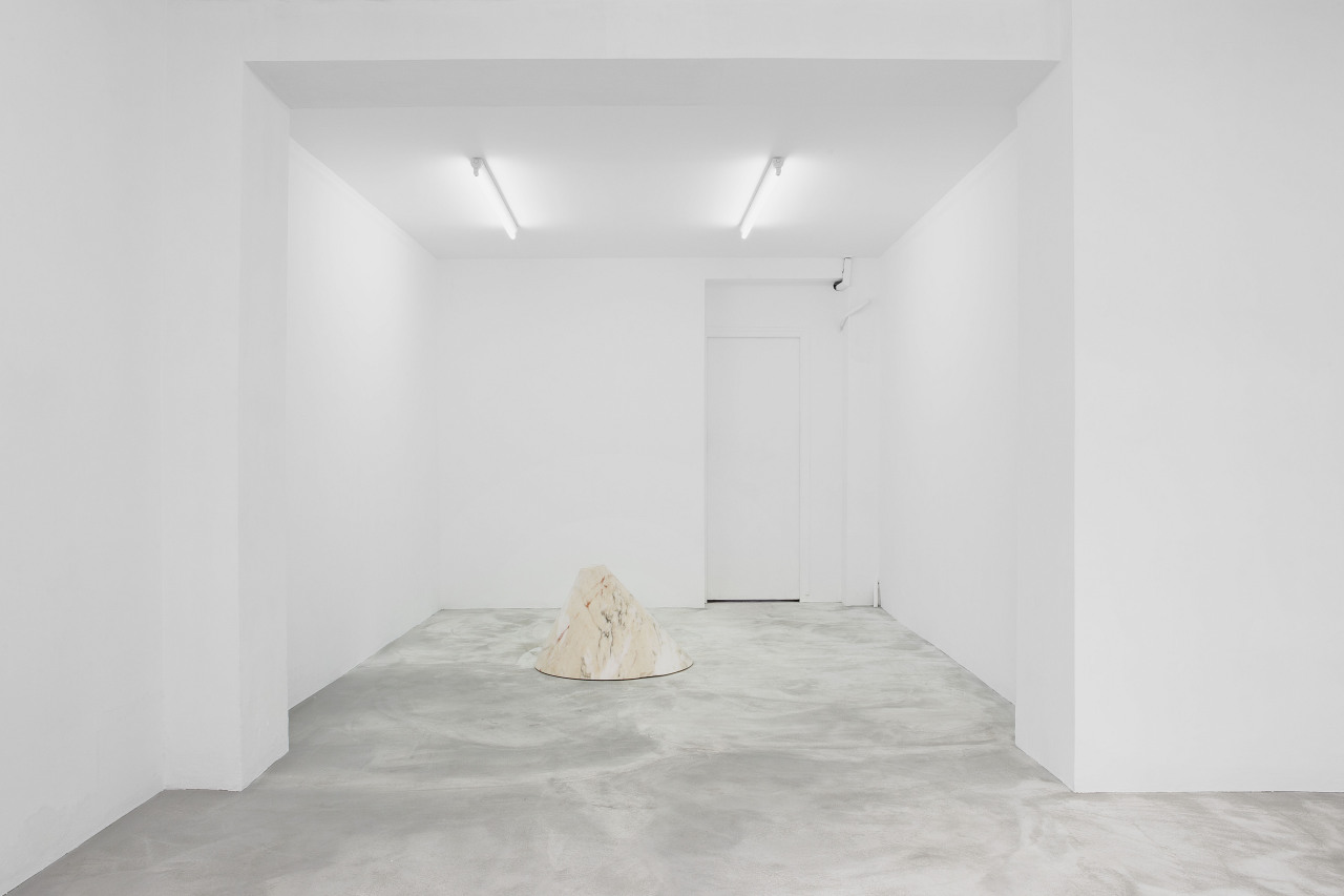 mentaltimetraveller:  Francesco Gennari, Autoritratto nello studio 