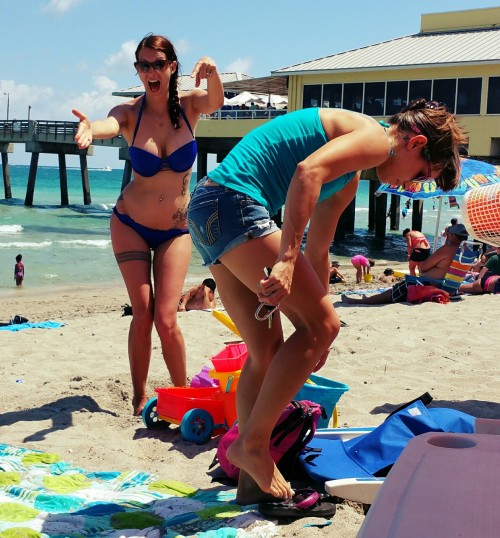 dysfunctional-amateurs:  Ex wife and future wife at the beach today