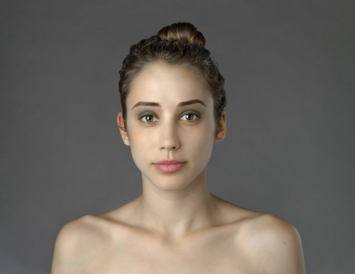 tonedbellyplease:  This is so interesting.  This Woman Had Her Face Photoshopped In Over 25 Countries To Examine Global Beauty Standards Through her work, Esther Honig hopes to discover if a global beauty standard actually exists. This is her unaltered