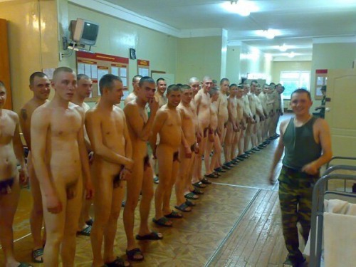 ★ Nude Soldiers ★