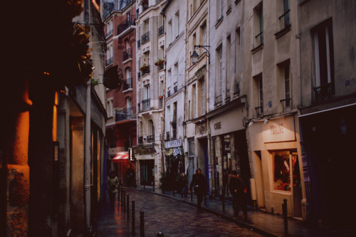 mystic-revelations: Paris.