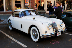 motoriginal:  2013 Scarsdale Concours d’Elegance: The beautiful Jaguar XK120s.