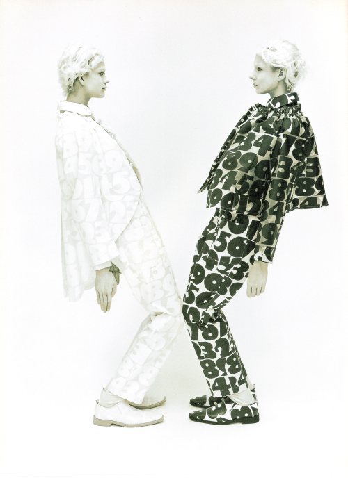 lucky-number-8: Comme Des Garçons 2002 spring/summer collection featured in Hanatsubaki issue