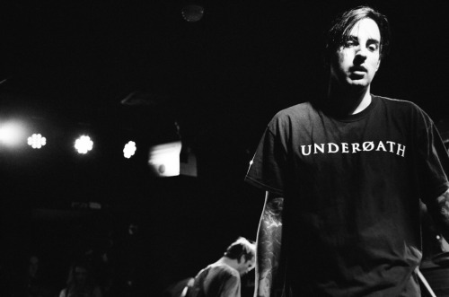 burning-atbothends:  Capsize
