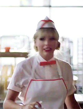 yournastyscars: Taylor Swift for Capital One Savor Card