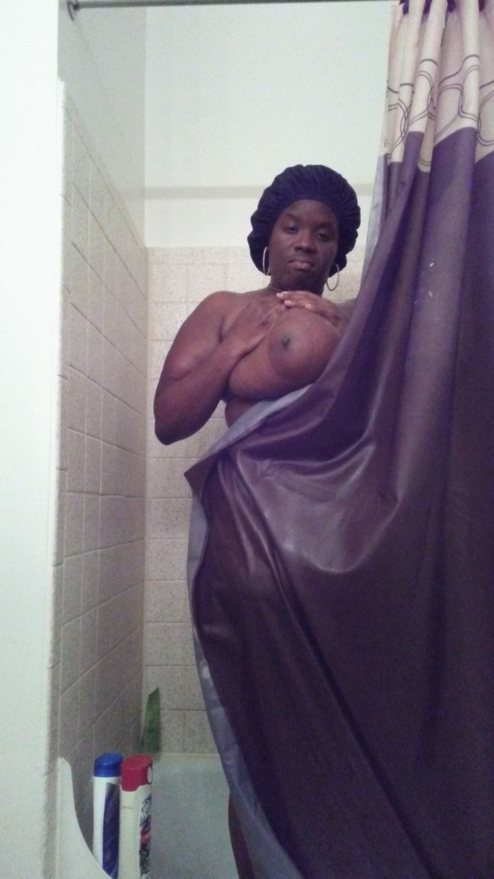 modjunie:  Special Teamz  Buck Nastiez Gurlz ThotDraftPix