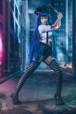 hotcosplaychicks:  Stocking Anarchy by truefd Check out http://hotcosplaychicks.tumblr.com for more awesome cosplay