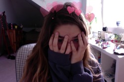 crydaisy:  fruitcutie:  fall in love w me  MISSION ACCOMPLISHED wow bb