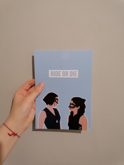 On sale on my Etsy shop:- A5 prints/frames of lgbt ships/characters- Personalized minimalist commiss