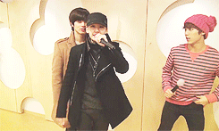 the-b2st-blog-blog:   BtoB covering Block B’s Nillili Mambo  