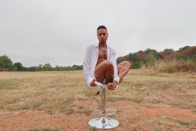 codenameswagg:So I did my own photoshoot today. I think I did pretty good😁