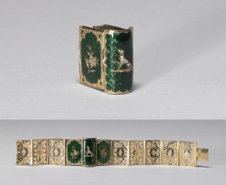 Book bracelet, made in England, c.1840