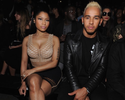 chocolatynipples:  Nicki Minaj areola slip at a Vera Wang fashion show.  Via thenipslip.com