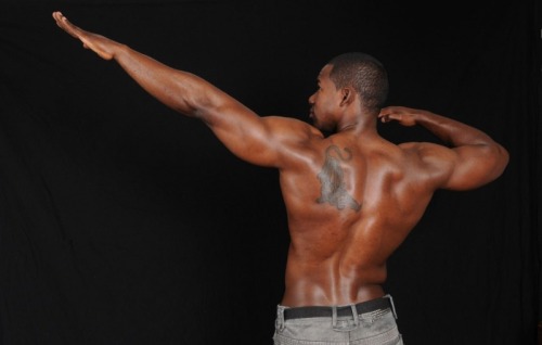 beautifulblackmenfromphilly:  http://beautifulblackmenfromphilly.tumblr.com/